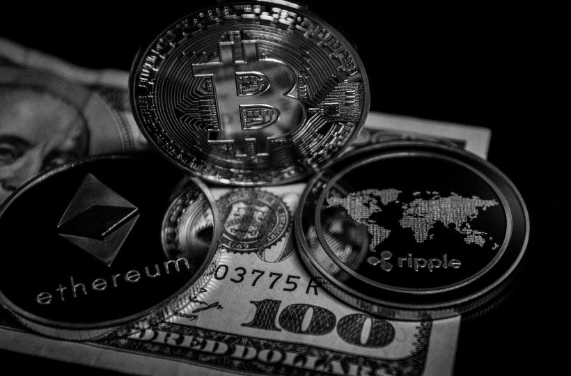 技术突破式：欧义交易图表3.0上线AI智能分析 日均活跃用户突破15万
