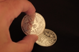 Oyi下载量突破800万次 以太坊链上DApp调用次数月增320%